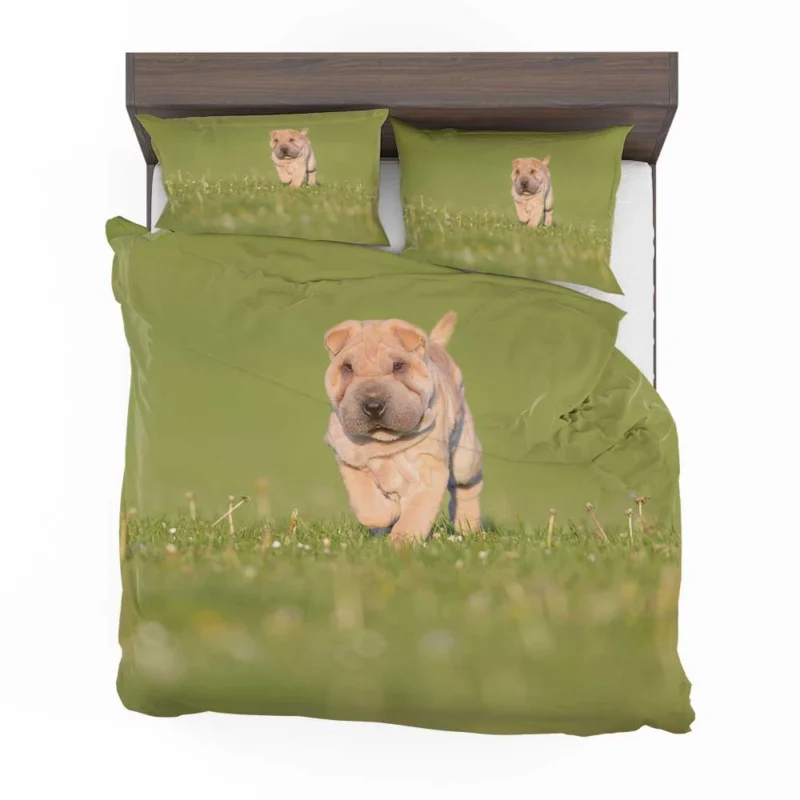 Bauble Puppy Amidst Shar Pei Greenery: Quartet Bedding Set 1