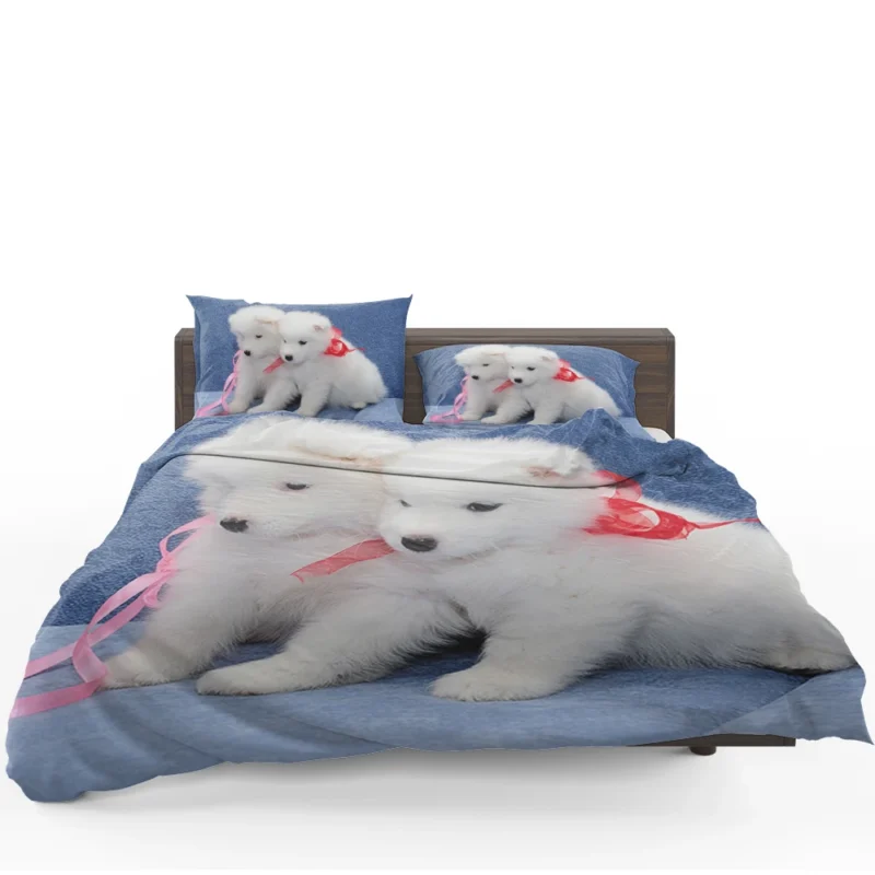 Cute Samoyed Puppies: Quartet Bedding Set