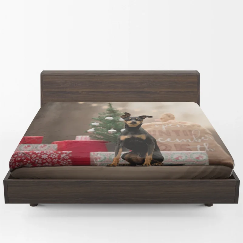 Doberman with Christmas Presents: Doberman Pinscher Quartet Fitted Sheet 1